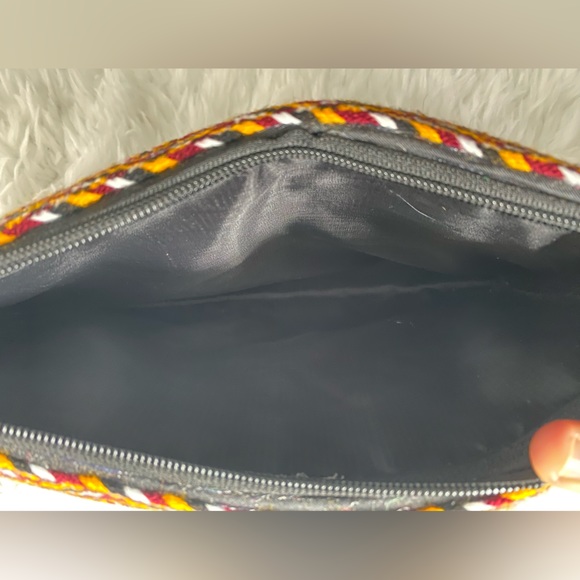 Tribal Rug Bag - Picture 4 of 4